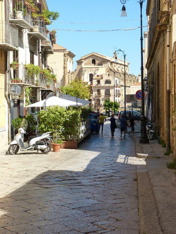Ferienwohnung Casa Dei Lylium Palermo Exterior foto